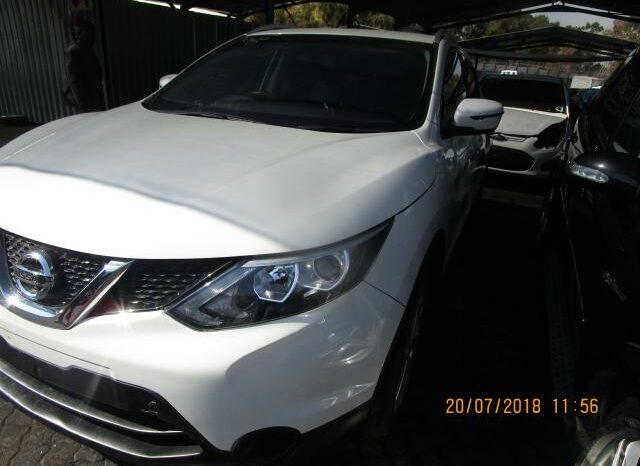 
								2015 NISSAN QASHQAI full									