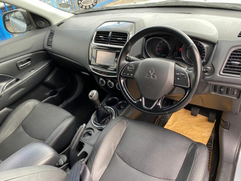 
								2017 MITSUBISHI full									