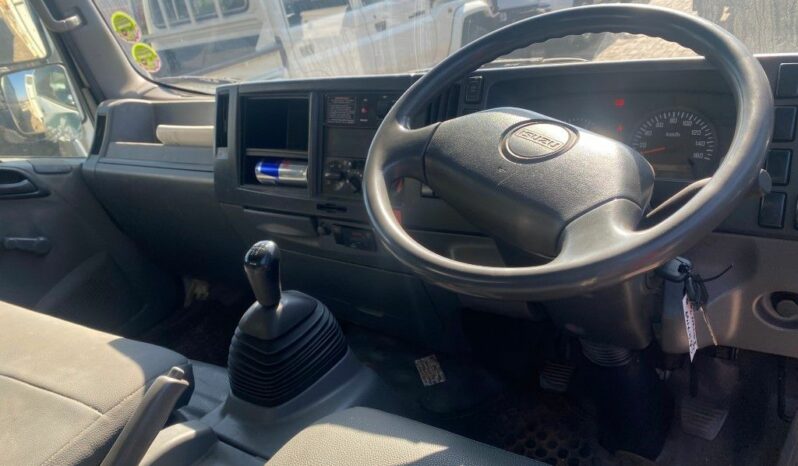 
								2016 ISUZU full									