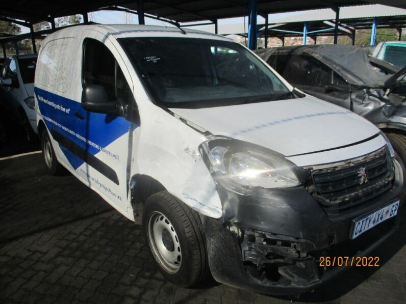 
								2017 PEUGEOT PARTNER 1.6 HDi full									