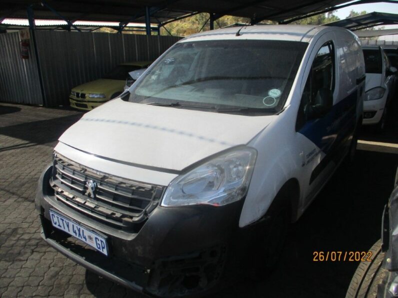 
								2017 PEUGEOT PARTNER 1.6 HDi full									