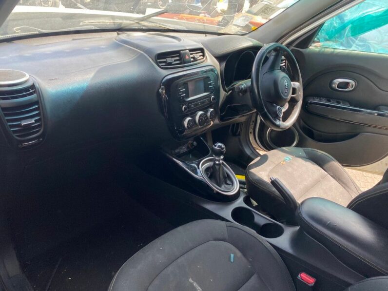 
								2016 KIA SOUL full									