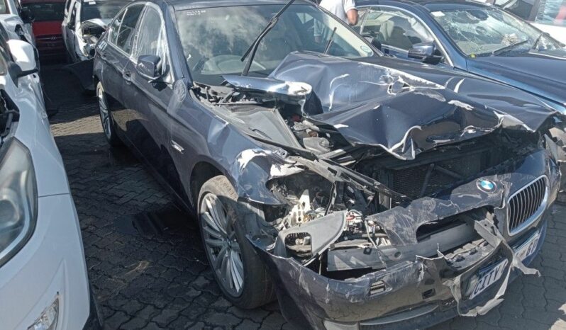 
								2010 BMW 528i A/T full									