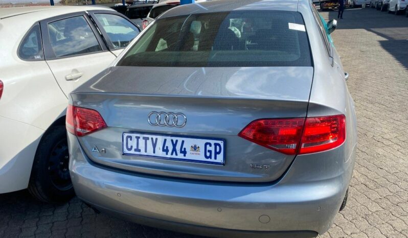
								2010 AUDI A4 1.8T full									