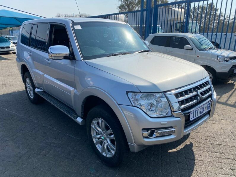 
								2016 MITSUBISHI PAJERO full									