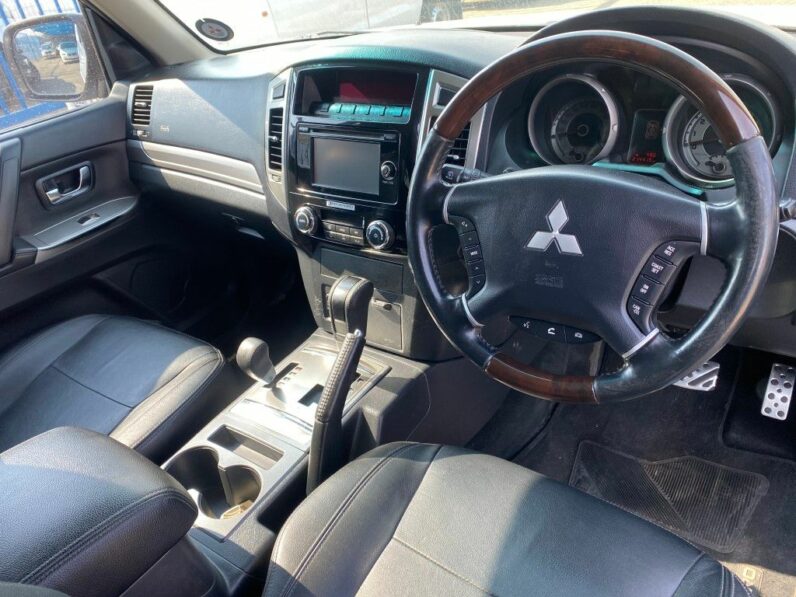 
								2016 MITSUBISHI PAJERO full									