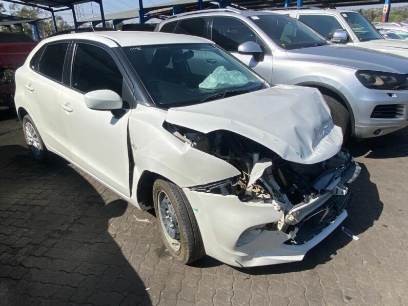 
								2022 TOYOTA STARLETT 1.4 Xi full									