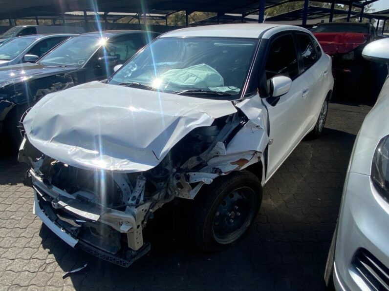 
								2022 TOYOTA STARLETT 1.4 Xi full									