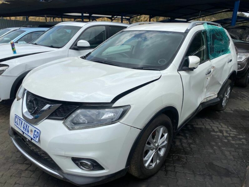 
								2015 NISSAN X TRAIL 2.5 SE 4X4 full									