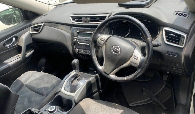 
								2015 NISSAN X TRAIL 2.5 SE 4X4 full									