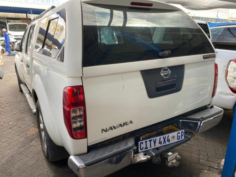 
								2011 NISSAN NAVARA 2.5 DCi full									
