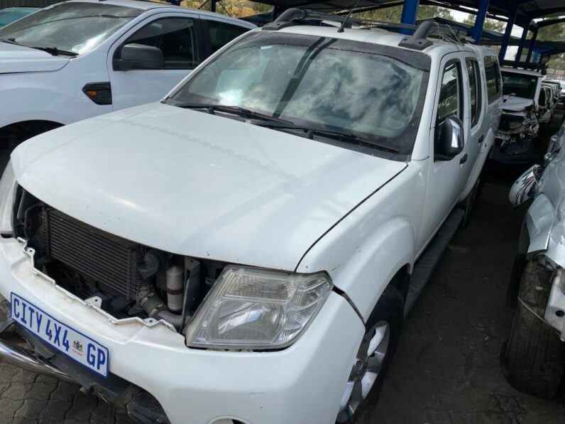 
								2011 NISSAN NAVARA 2.5 DCi full									
