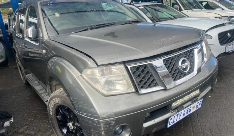 
								2006 NISSAN PATHFINDER 2.5 DCi full									