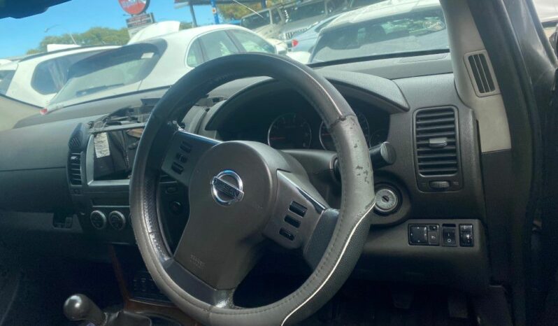 
								2006 NISSAN PATHFINDER 2.5 DCi full									