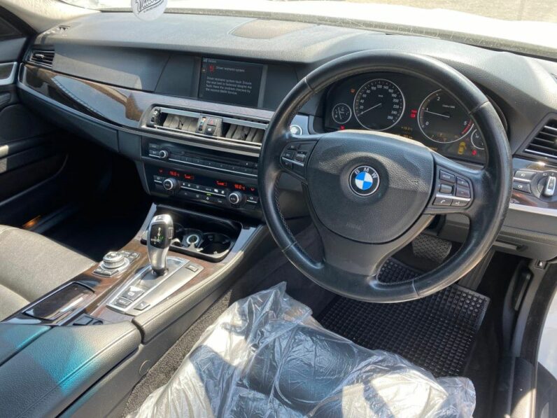 
								2010 BMW full									