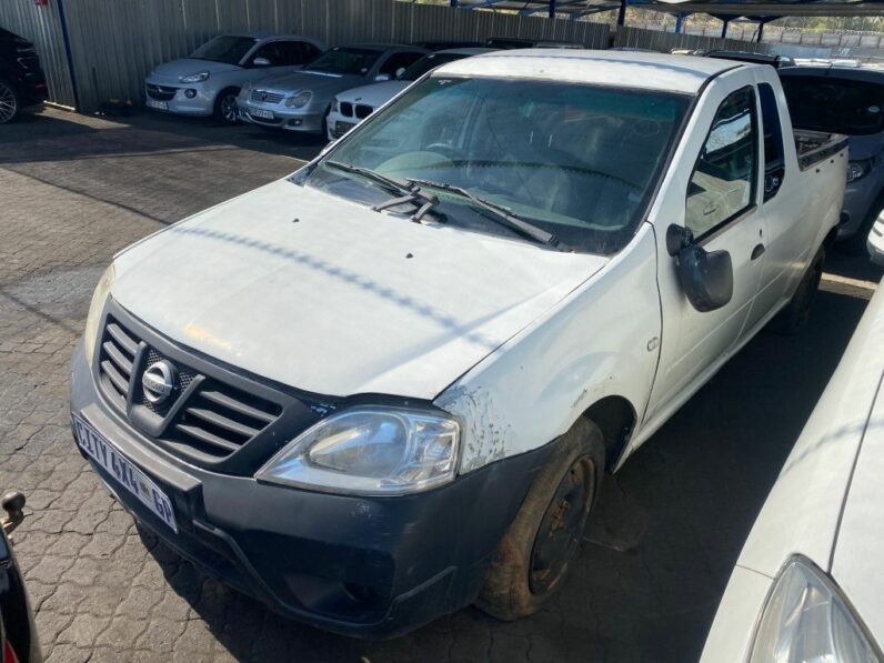 
								2012 NISSAN NP200 full									