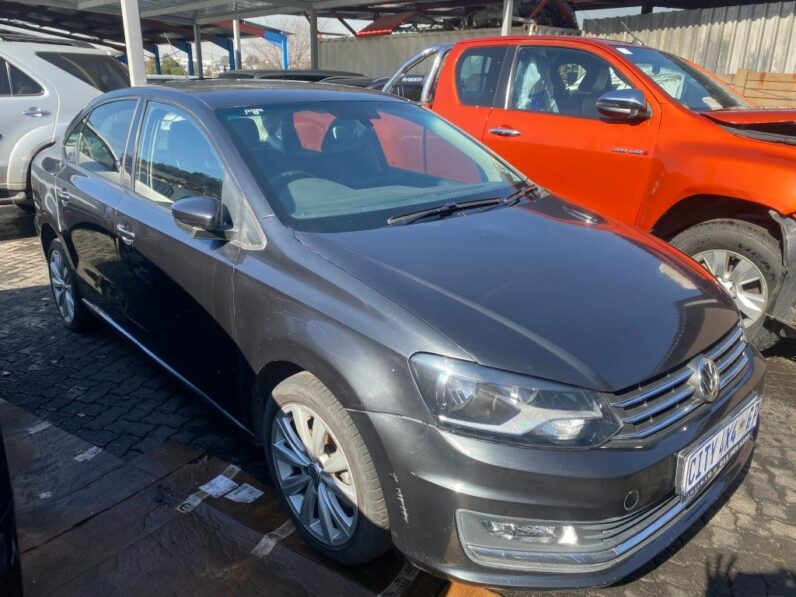 
								2017 VW POLO 1.6 full									