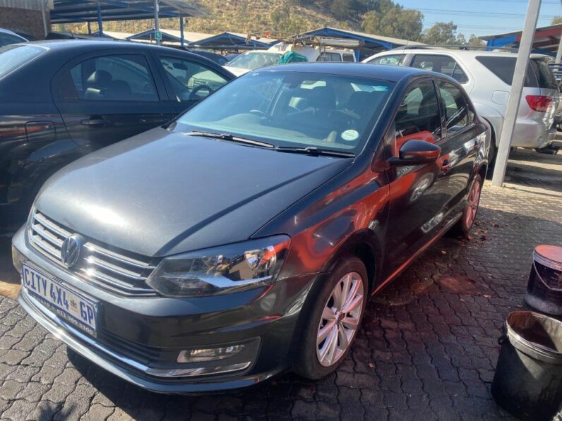 
								2017 VW POLO 1.6 full									