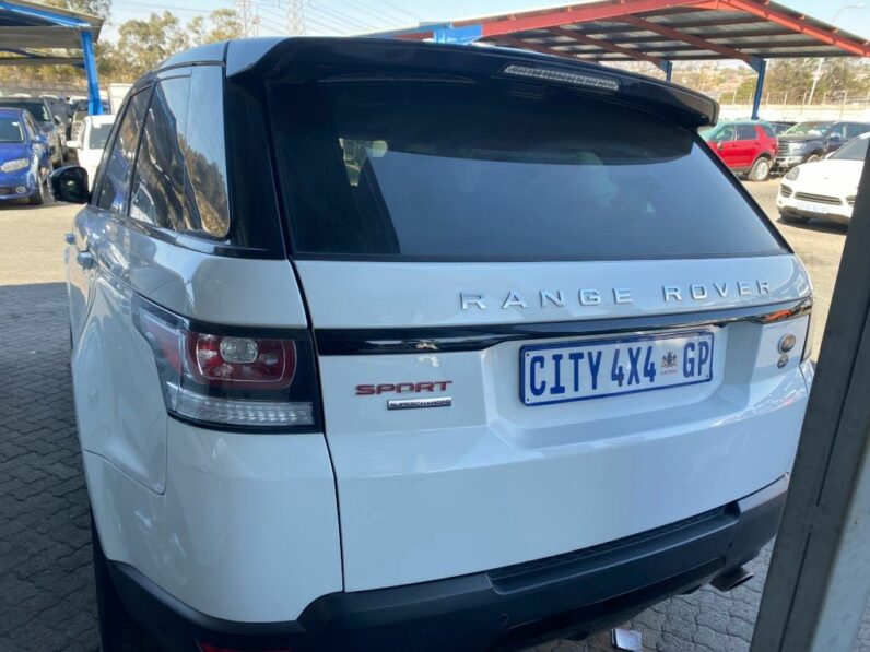 
								2015 LAND ROVER RANGE ROVER SPOR full									