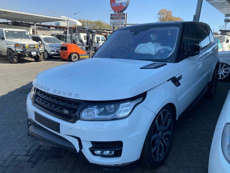 
								2015 LAND ROVER RANGE ROVER SPOR full									