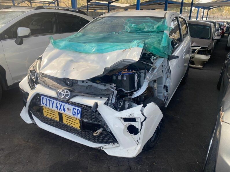 
								2022 TOYOTA AGYA 1.0 A/T full									
