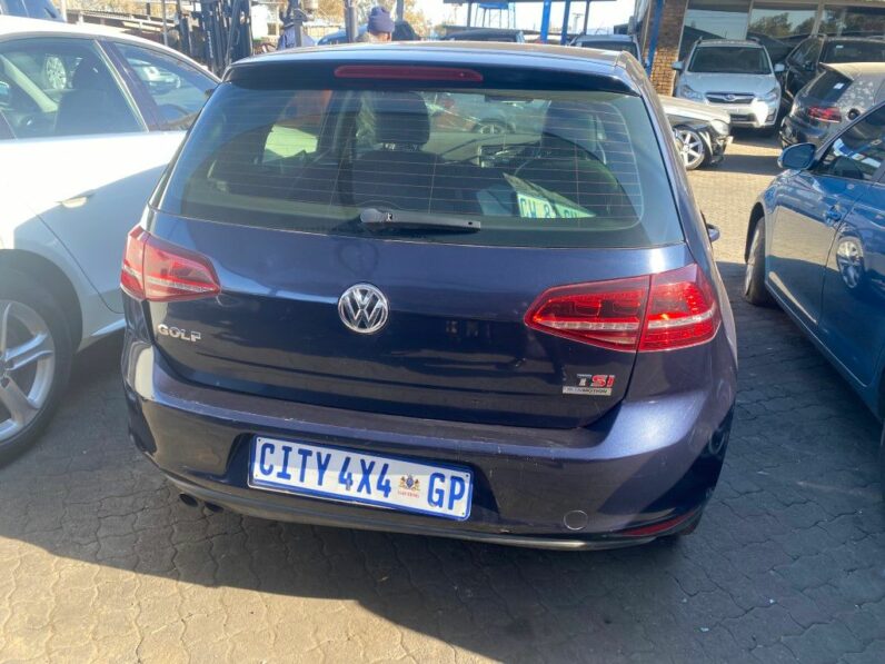 
								2014 VW GOLF VII 1.4 TSI HIGHLIN full									