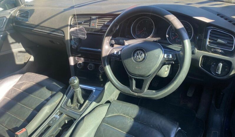 
								2014 VW GOLF VII 1.4 TSI HIGHLIN full									