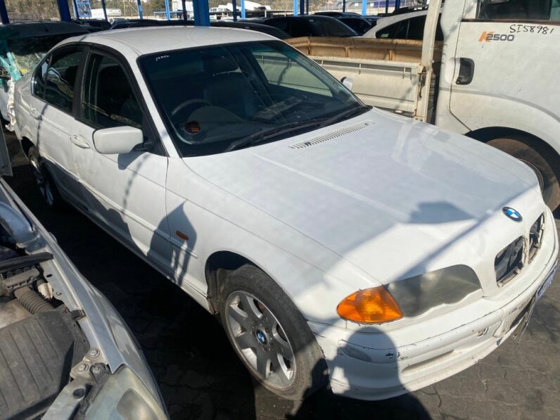 
								1999 BMW 320i full									