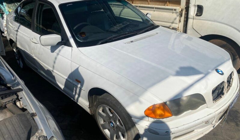 
								1999 BMW 320i full									