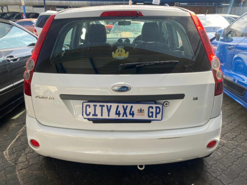 
								2008 FORD FIESTA 1.4 full									