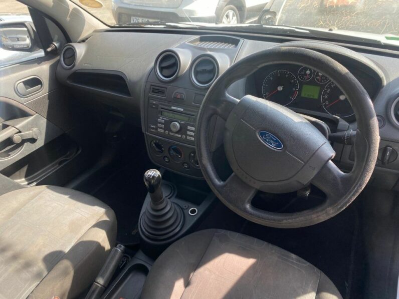 
								2008 FORD FIESTA 1.4 full									