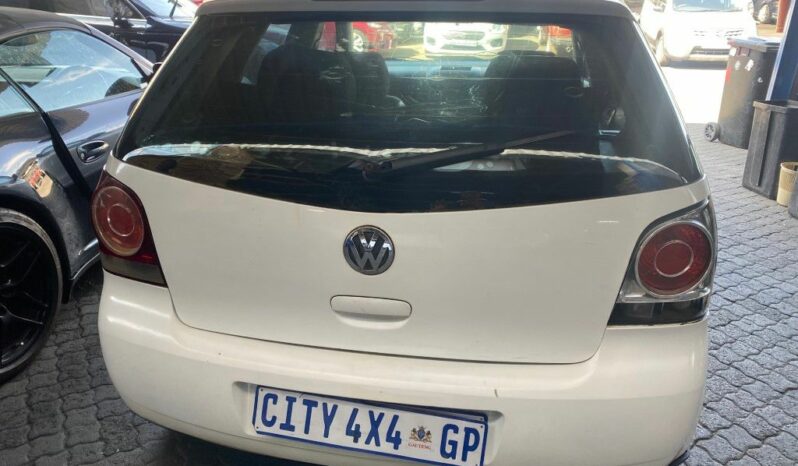 
								2012 VW POLO full									