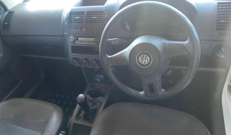 
								2012 VW POLO full									