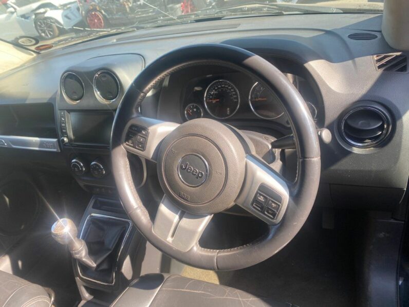
								2015 JEEP COMPASS full									