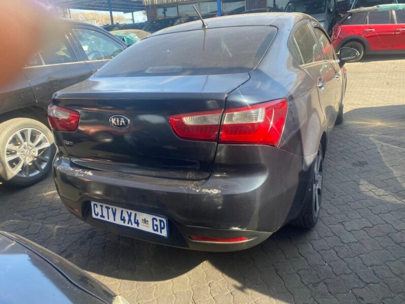 
								2013 KIA RIO full									