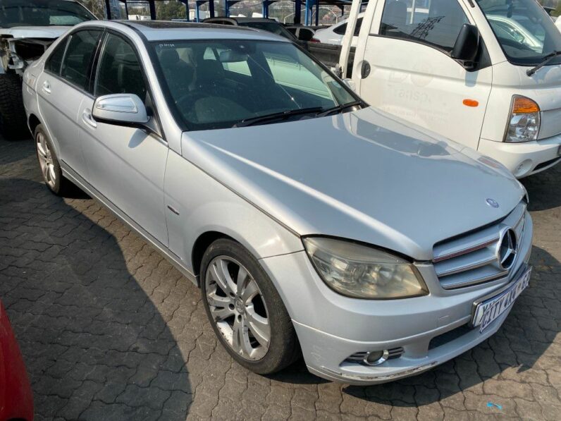 
								2008 MERCEDES BENZ C200 full									