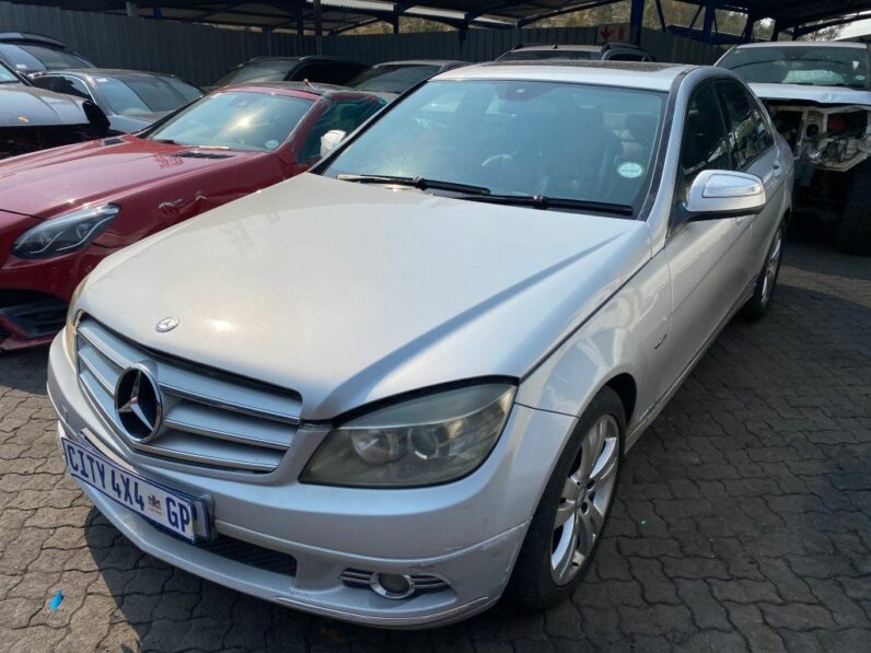 
								2008 MERCEDES BENZ C200 full									