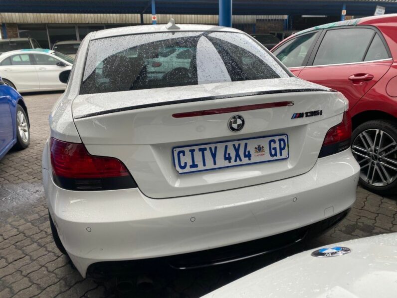 
								2010 BMW 135i full									