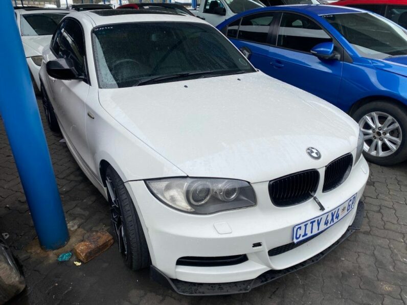 
								2010 BMW 135i full									