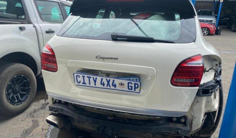 
								2011 PORSCHE CAYENNE full									