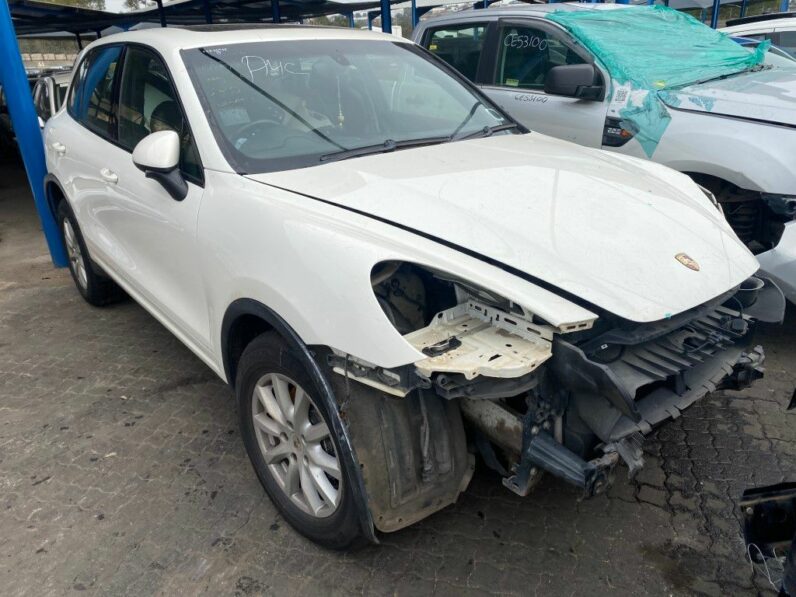 
								2011 PORSCHE CAYENNE full									