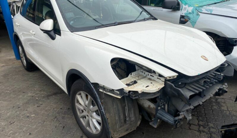 
								2011 PORSCHE CAYENNE full									