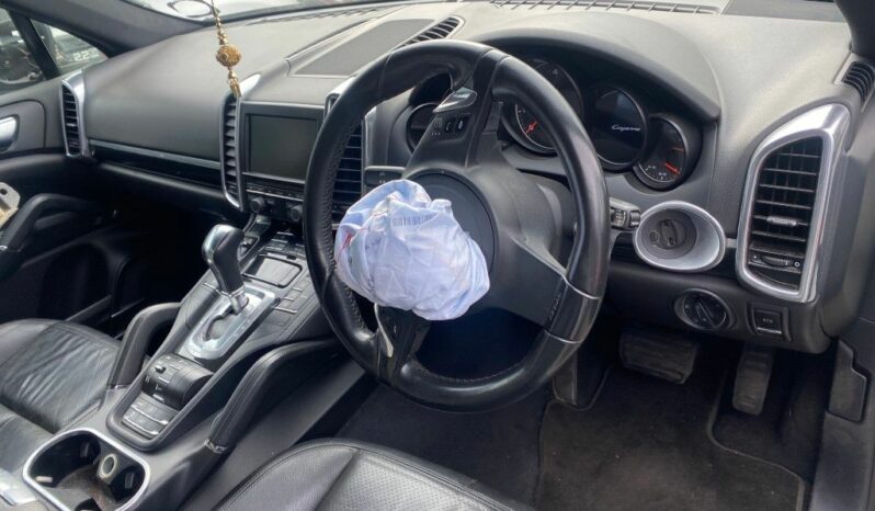 
								2011 PORSCHE CAYENNE full									