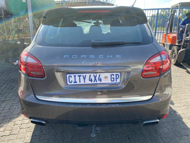 
								2011 PORSCHE CAYENNE DIESEL TIP full									