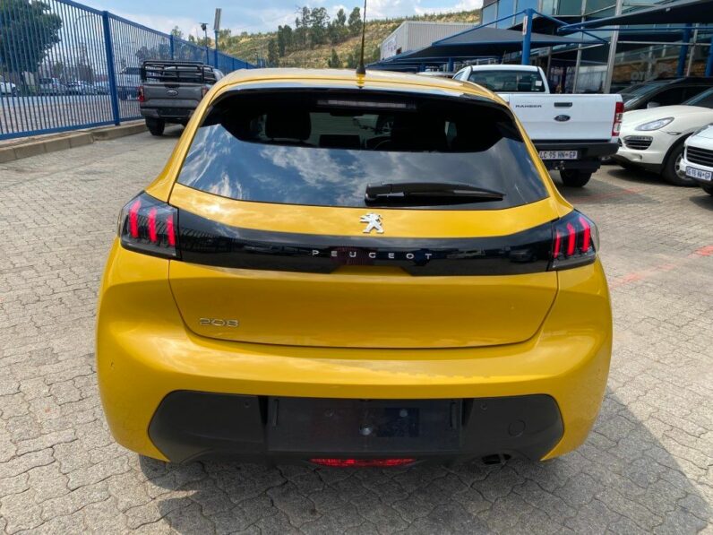 
								2022 PEUGEOT 208 full									
