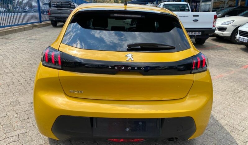 
								2022 PEUGEOT 208 full									
