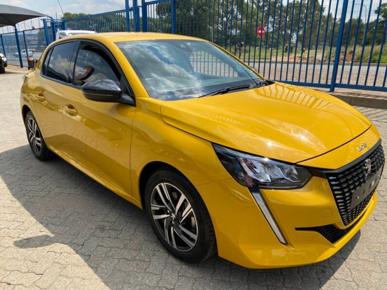 
								2022 PEUGEOT 208 full									