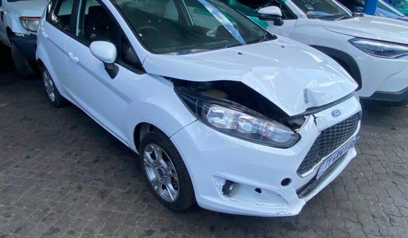 
								2017 FORD FIESTA 1.0 full									