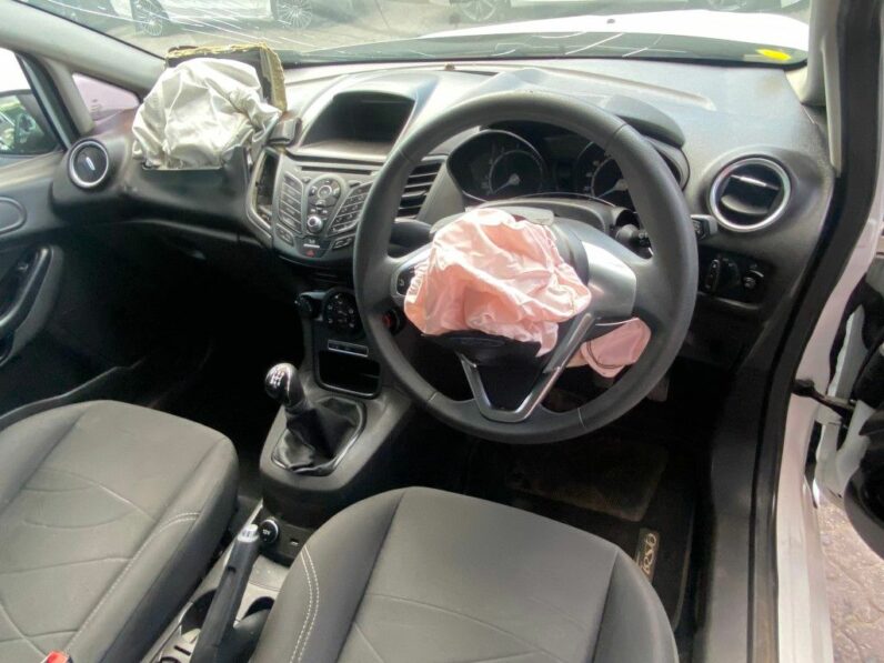 
								2017 FORD FIESTA 1.0 full									