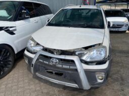 2015 TOYOTA ETIOS CROSS 1.5 XS